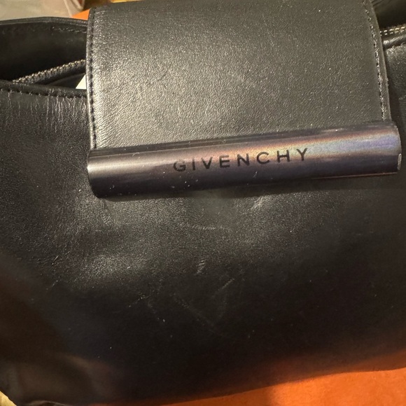 Givenchy Whip Leather Bag - Picture 4 of 16
